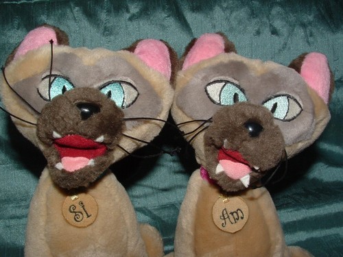 DISNEY WALT DISNEY WORLD RARA LADY & THE TRAMP SI AM GATTI SIAMESI PELUCHE MORBIDO - Foto 2 di 12