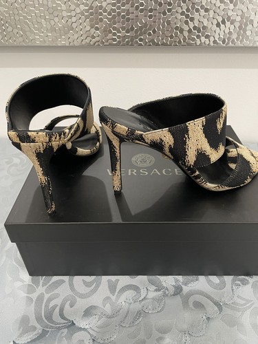 Versace abstrakt bedruckte Seidensandalen Größe 39/9 Neu im Karton - Bild 4 von 8