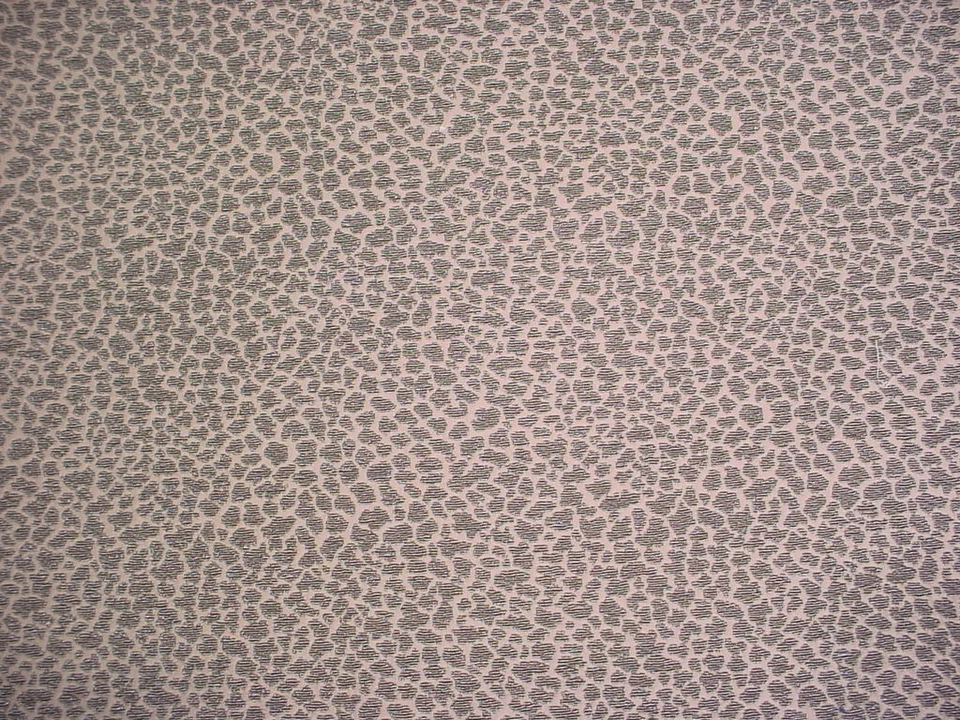 Tela de tapicería para cortinas de guepardo 1-1/2 años Kravet Couture 34617 Citta Smoke Pewter Foto 3 de 4