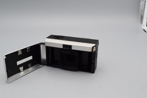 Vintage Kodak Instamatic 104 Camera  *Untested* - Picture 5 of 5