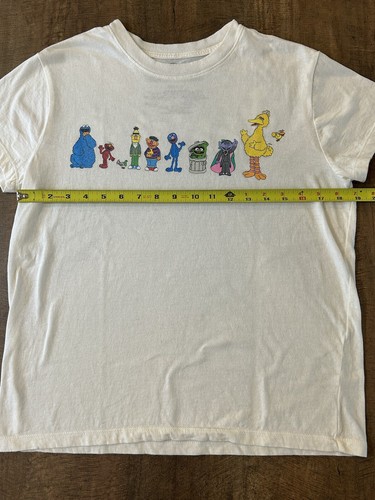 Sesame Street T-Shirt Oscar Big Bird Elmo Cookie Monster Count Bert Ernie Grover - Picture 6 of 7