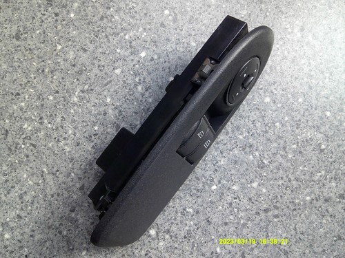 7M5T14529CA Ford Focus Genuine Driver Side Electric Window Switches 2004 -2012 - Picture 6 of 8