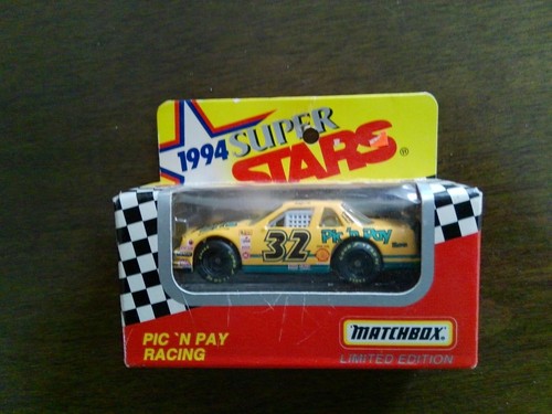 NOS Matchbox 1994 #32 DALE JARRETT PIC N PAY Super Stars Car Near Mint Box