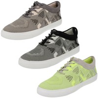 Ladies Clarks Lace Up Knitted Sports Trainers Shoes The Style - Glove Glitter Ladies Clarks Lace Up Knitted Sports Trainers Shoes The Style - Glove Glitter