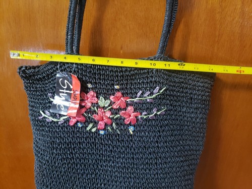 Cartera Saco Estilo Simply 100% Pajita de Papel Negra con Diseño Floral - Imagen 10 de 12