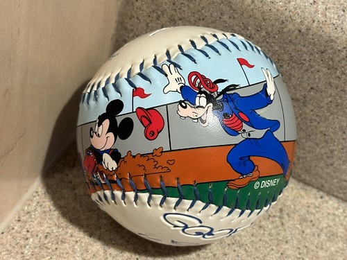 DISNEY Goofy, Mickey Mouse, Minnie Mouse, Donald Duck FotoBall Hard Ball - 第 1/5 張圖片