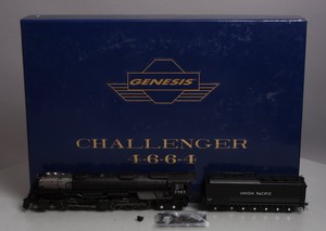 Athearn-G97217-HO-Union-Pacific-4-6-6-4-Challenger-Locomotive-w-Tender-3985-LN