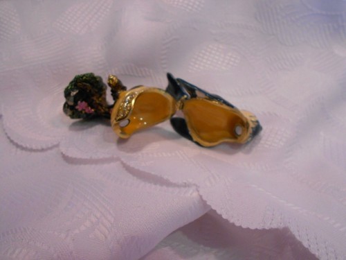 UNBRANDED-BEJEWELED BIRD ON A TREE BIRD TRINKET BOX - Picture 4 of 4