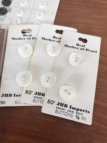 Vintage Large Lot MOP Buttons Carded, Buckles, Tiny - Picture 4 of 8
