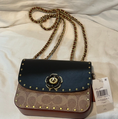 Coach chain crossbody in signature leather hotsell