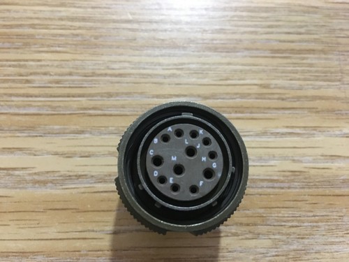 DEUTSCH 0909-164 D38999/26WD97SN Connector - Picture 2 of 3