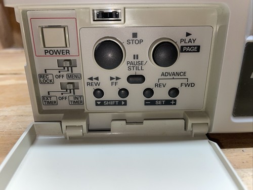 Grabadora de casete de video Panasonic Time Lapse AG-TL500P - PROBADA - ¡Envío rápido! - Imagen 8 de 16