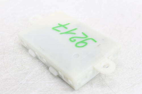 2013-2019 MERCEDES GL450 KEYLESS GO PASSIVE ENTRY CONTROL MODULE UNIT OEM #9217 - Picture 4 of 10