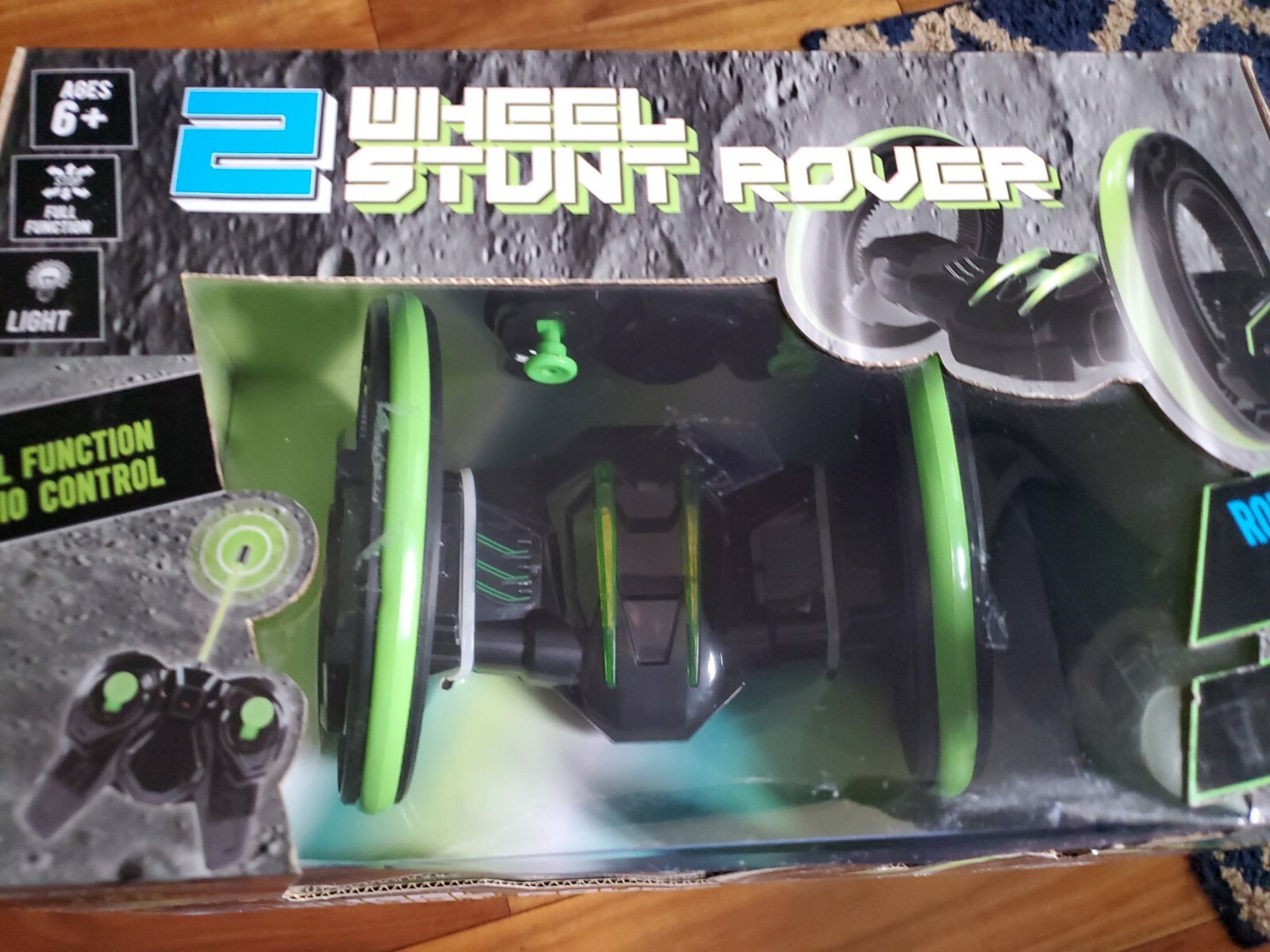 Comprar PLAYTEK 2 Wheel Stunt Rover RC Remote Control w... en USA desde