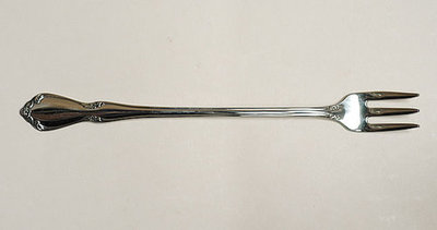 12 ONEIDA CHATEAU DINNER FORKS GENUINE 18//8 STAINLESS FREE SHIPPING