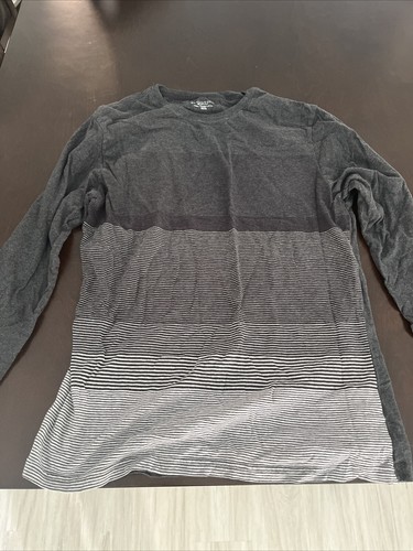 Structure Men's Long-Sleeve Slim Fit Tee Size Medium - Picture 3 of 4