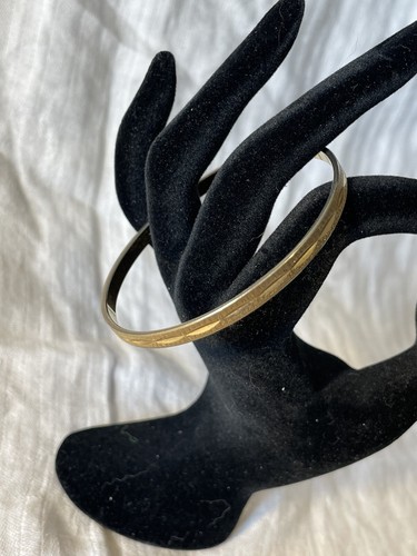 Vintage Monet Armreif Armbänder geätzt goldfarben signiert Klassiker - Bild 2 von 6