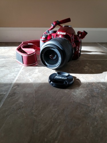 Nikon D3100 Digital SLR Camera 18-55mm f/3.5-5.6 Auto Focus-S Nikkor Zoom Lens - Picture 5 of 12