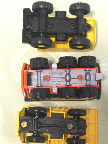 1998 Tonka Maisto Hasbro 768, 2001 Matchbox MHC 69 + Maisto Toy Dump Trucks - Picture 11 of 12