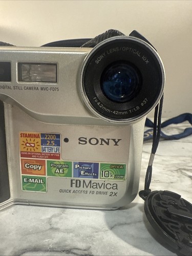 Sony FD MAVICA Quick Access FD Drive 2x Kamera & Gurt 10x optischer Zoom MVC-FD75 - Bild 2 von 14