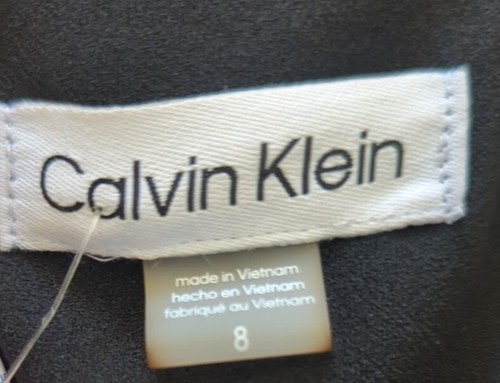 Calvin Klein Any Occasion Black Dress Flutter Bell Sleeve Knee Length Dress Sz 8 - Picture 8 of 15