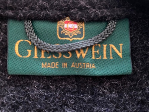 Women's Giesswein Austrian Jacket Gray With Green Trim Size 42 /USA Size 12 - Picture 5 of 12