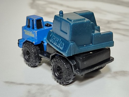 Vintage 1992 Tonka Truck Tractor Toy Blue - Picture 7 of 10