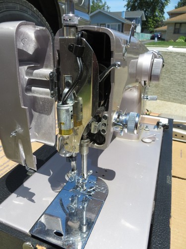 MÁQUINA DE COSER SEARS KENMORE MODELO 50 ZIG-ZAG 158-504 PÚRPURA ALTA RESISTENCIA - Imagen 4 de 21