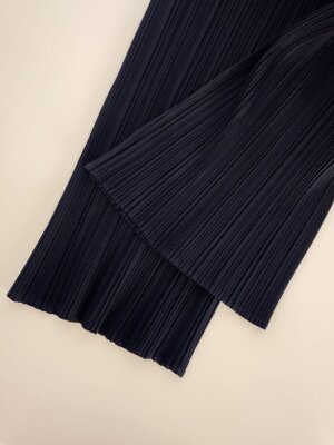 【美品】PLEATS PLEASE NEBULA パンツ　ネイビー size 4 PLEATS PLEASE ISSEY MIYAKE ◇ Pleated bottom / 4 / polyester