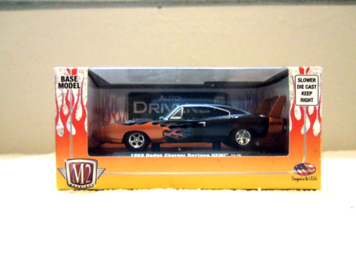 2011 Castline M2 Machines "1969 Dodge Charger Daytona Hemi" Diecast Car & Base