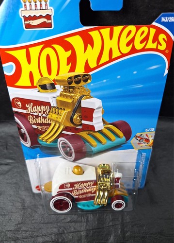 New Hot Wheels 2025 Treasure Hunt Birthday Burner HW Celebration Racers 5/10 - Picture 3 of 4