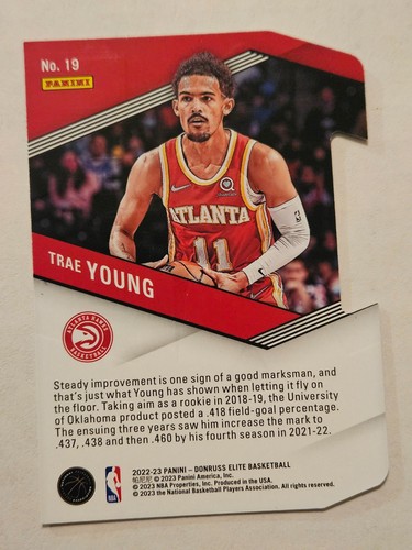 Trae Young - 2022-23 Panini Elite Spellbound Orange Die Cut Insert Card - Foto 2 di 2