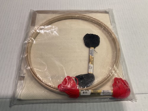Vintage Embroidery Kit AIN'T IT FUN TO BE IN BUSINESS FOR YOURSELF Hoop N Frame - Picture 2 of 3