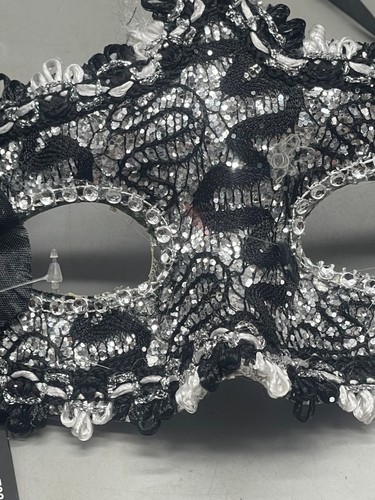 Happy Halloween Masquerade Mask costume sequin embellished floral black READ NEW - Picture 7 of 7