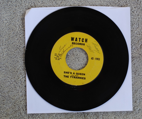 The Tyrannies  - She's A Queen/Little Girl -  1965 US 7" - WATCH 1903