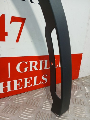 NEW GENUINE TESLA MODEL Y FRONT RIGHT ARCH TRIM 2022-ON 1658692-00-A - Picture 5 of 8