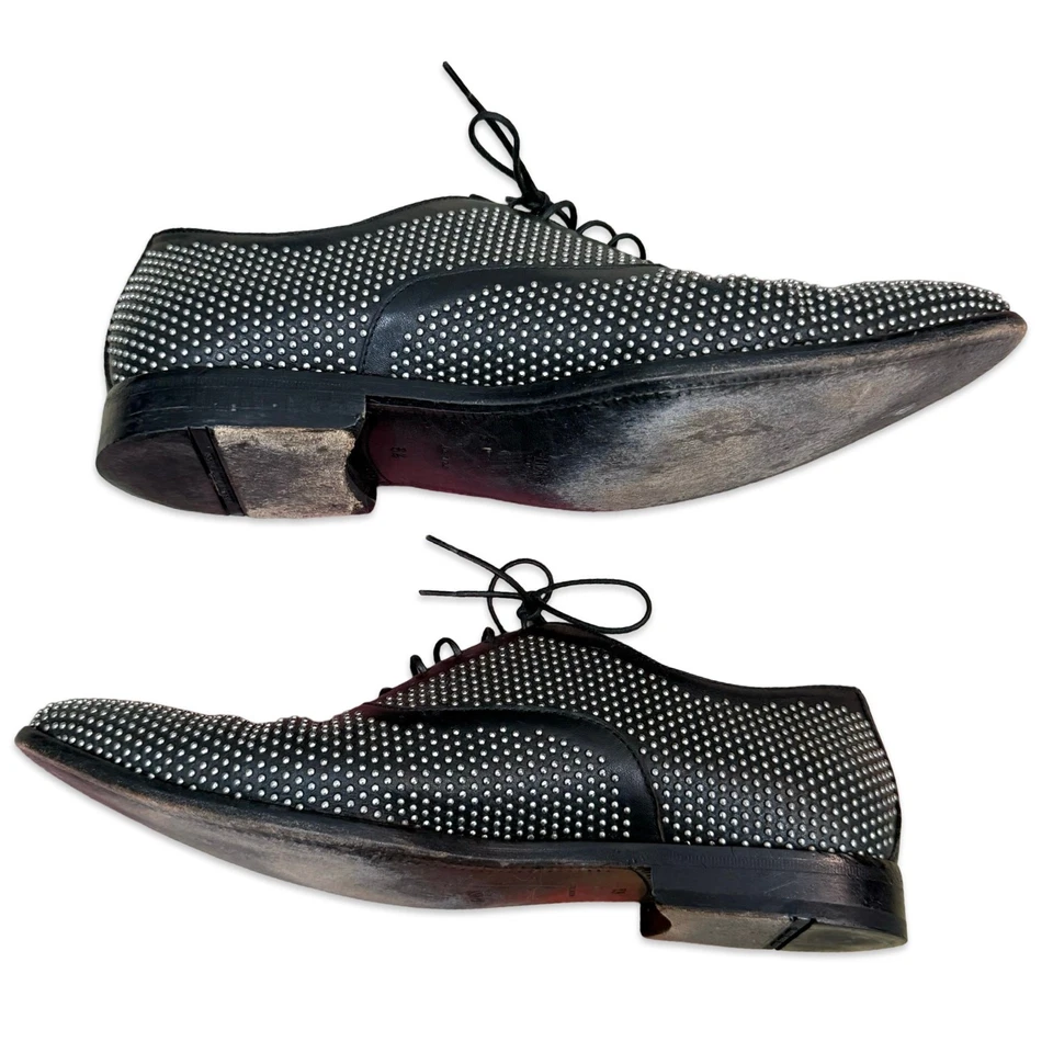 Zapatos de vestir Hugo Boss de cuero negros plateados con tachuelas Oxford Windsor talla 6,5 Foto 3 de 4