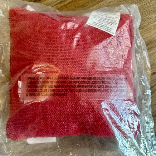 NUEVO CON ETIQUETAS Almohada Enganchada Regalo de Navidad 100% Lana Hilo Tejido Respaldo Rojo Pekín - Imagen 5 de 6