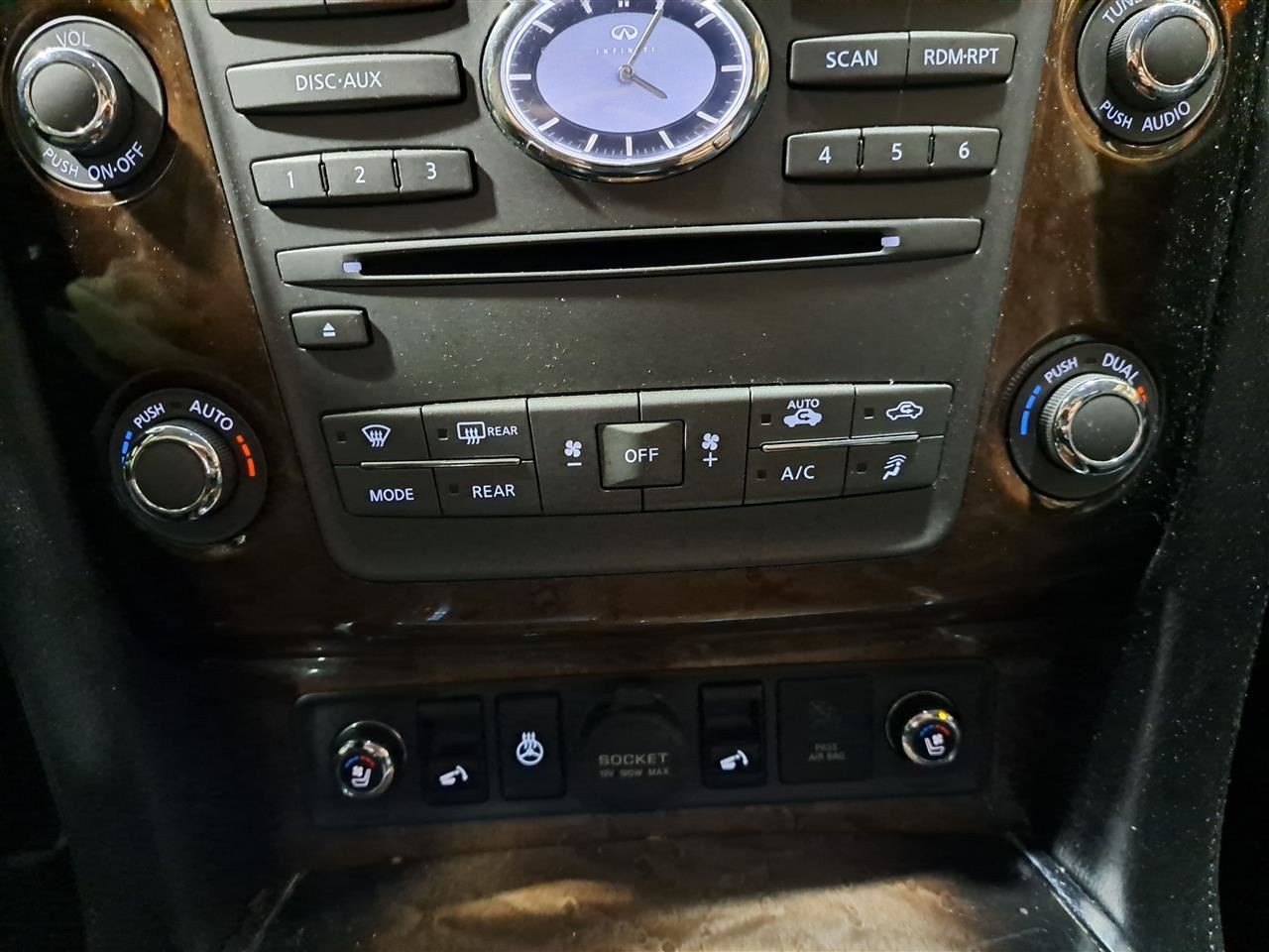 Picture 2 of 6