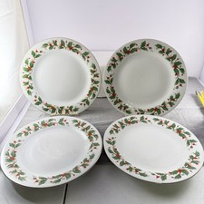 VTG China Pearl NOEL 10-3/8" Christmas Holly Berry Dinner Plates SET 4 Gold Rim