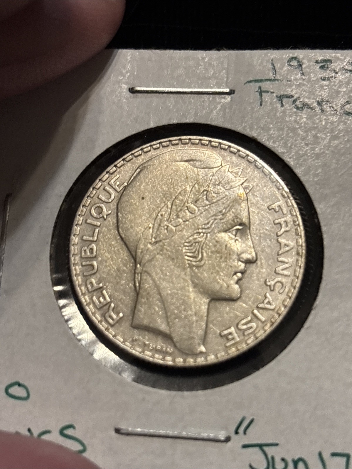 Picture 3 of 24