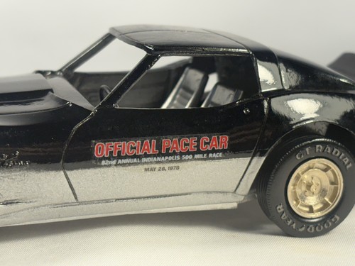 RARA MINIATURA NOSTALGICA PELTRO INDIANAPOLIS 500 1/24 CORVETTA CHEVROLET AUTO - Foto 5 di 14