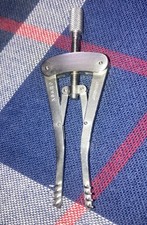 V. Mueller ALM Retractor SU 3147 German Stainless Surgical Instrument