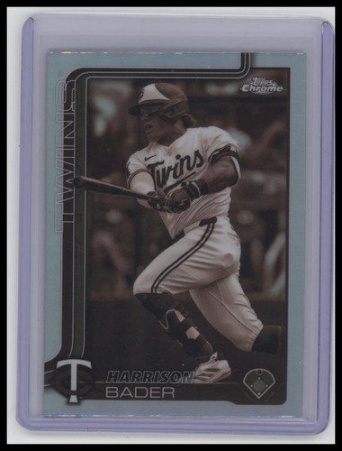 2025 Topps Chrome #62 Harrison Bader Sepia Refractors Minnesota Twins - Picture 1 of 2