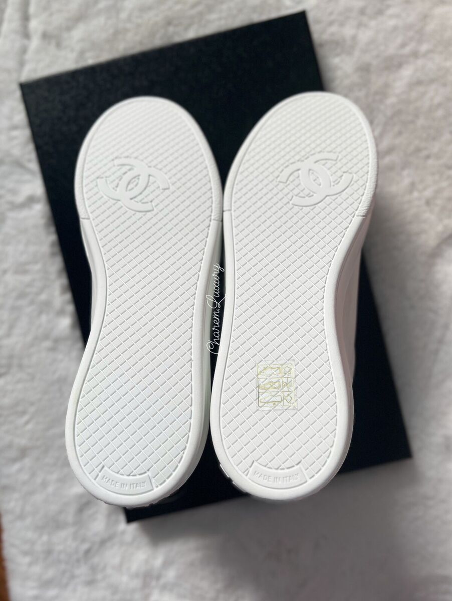 NEW! 🤍 CHANEL White Leather Lace Up Weekend Sneakers Size NEW! 🤍 CHANEL White Leather Lace Up Weekend Sneakers Size