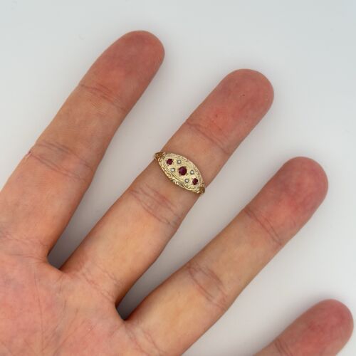 9ct Yellow Gold Ruby & Pearl Cluster Ring Size O Hallmarked - Picture 8 of 10