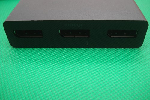 StarTech.com MSTDP123DP 3-Port Multi Monitor DisplayPort MST Hub - Picture 3 of 4