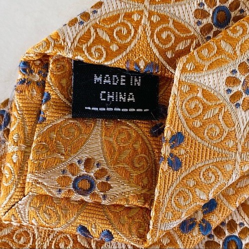 Pronto Uomo Neck Tie 100% Silk 59 x 3.6 Handmade China EUC - Picture 6 of 7