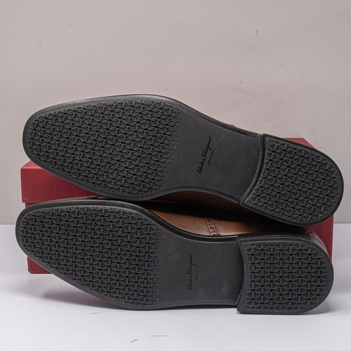 Salvatore Ferragamo Riley Radica Pebbled Cap Toe Oxfords, Size 10 E - Picture 4 of 8