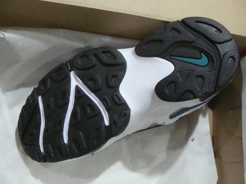 NIKE AIR SPEED TURF (GS) BQ9632 103 SIZE 4Y~7Y - Picture 7 of 7
